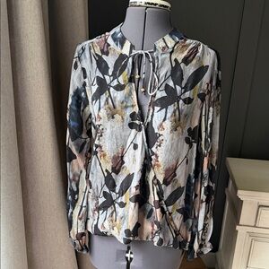Gorgeous Tie-Neck Blouse